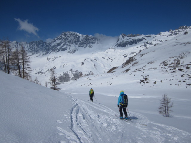 Wolfgang und Anabel zwischen Comba des Eaux Blanches und Places (23. M&auml;rz)