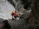 Wildenauer-Klettersteig: Hannelore vor dem Steigbuch