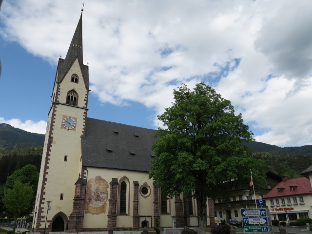 Katholische Pfarrkirche Unsere Liebe Frau in Kötschach, 705 m