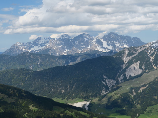 Loferer Steinberge vom Schabergkogel aus (26. Mai)