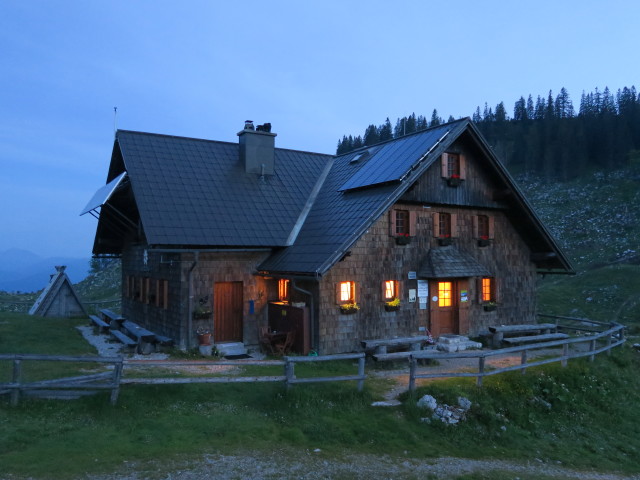 Ybbstaler Hütte, 1.344 m (11. Juni)