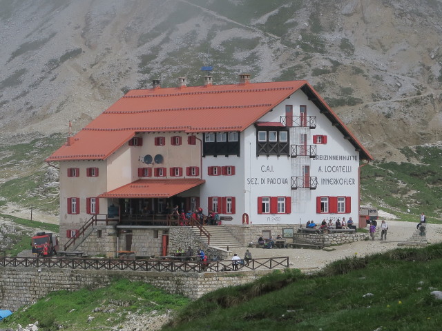 Drei-Zinnen-H&uuml;tte, 2.405 m