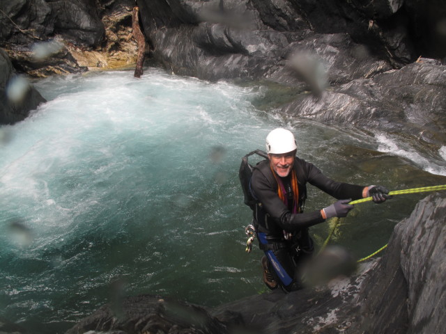 Klabauter-Klettersteig: Josef zwischen drittem und viertem Wasserfall