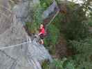 Klettersteig 'Burg Heinfels': Hannelore in der Wandtraverse