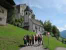 Irene, Edith, Irmgard, Ulrike, Erich, Hannelore, Evelyn und ich bei der Burg Heinfels, 1.130 m