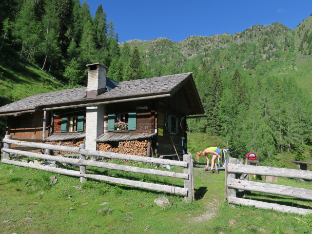 Evelyn bei der Enderbergh&uuml;tte