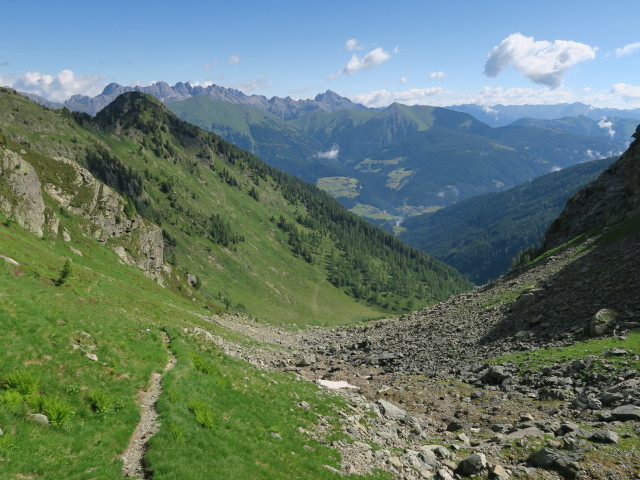 Weg 445 zwischen Karnischem Höhenweg und Schönjöchl