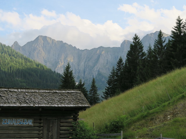 Steinwand und Edigon vom M&uuml;hlenst&uuml;berl aus