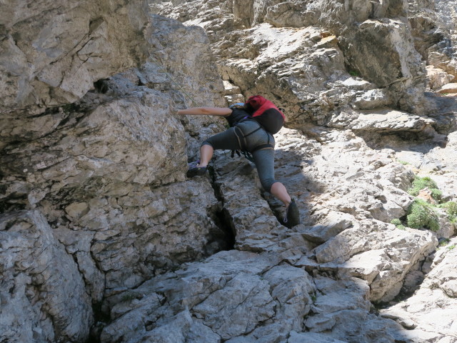 Route 'Haspinger': Evelyn in der 1. Seill&auml;nge