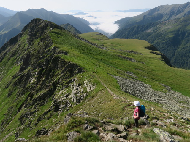 Sabine zwischen Schafspitze und Deneck