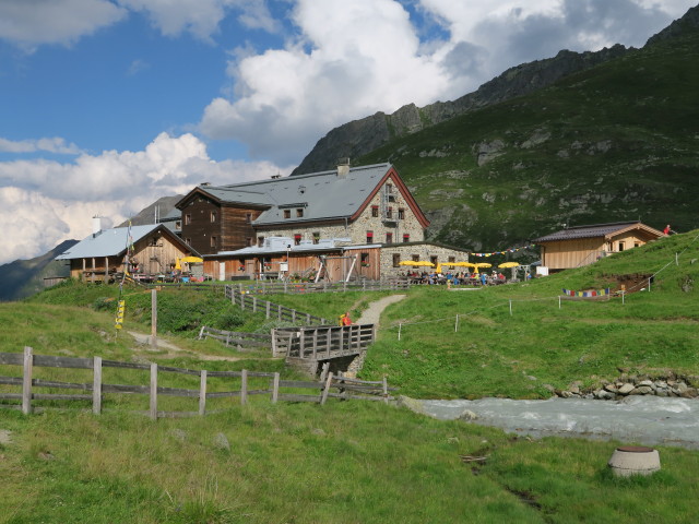 J&ouml;rg bei der Franz-Senn-H&uuml;tte, 2.149 m (30. Juli)