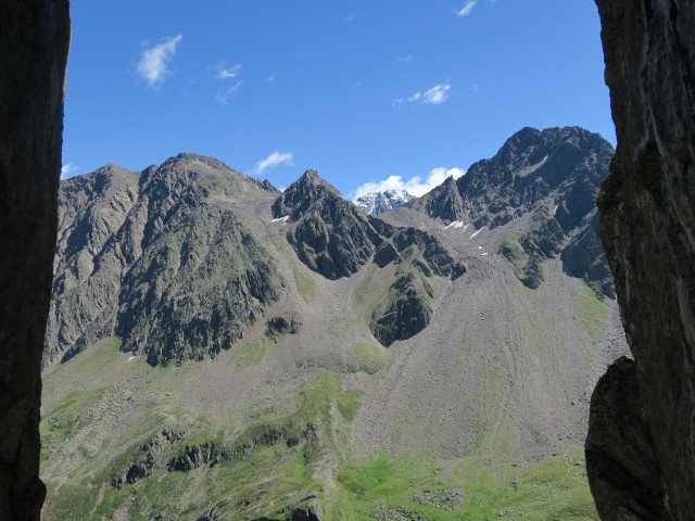 vom Fernau-Express-Klettersteig Richtung S&uuml;dosten (13. Aug.)