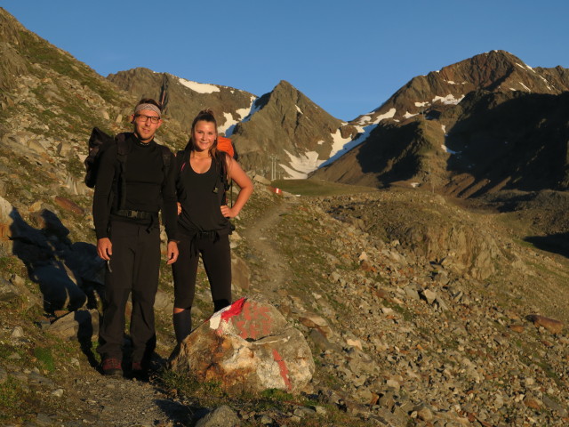 Christoph und Miriam am Weg 102 zwischen Dresdner H&uuml;tte und Station Gamsgarten (14. Aug.)