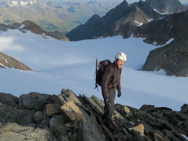 Christoph zwischen Warenkarseitenspitze und W&uuml;tenkarferner (15. Aug.)