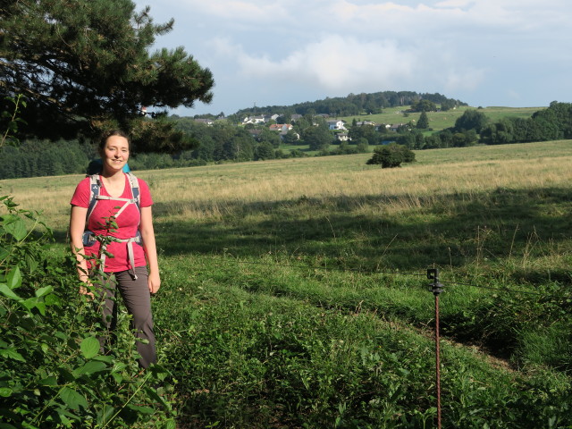 Sabine zwischen Zitherwirt und W&auml;hringer Klettersteig
