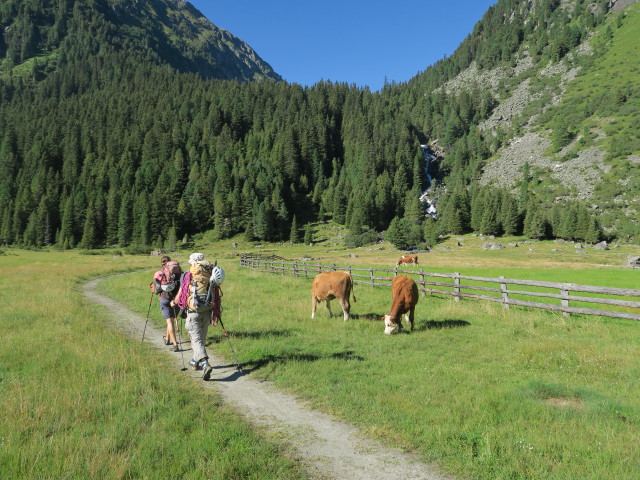 Gudrun und Christoph auf der Außerunlassalm, 1.666 m (26. Aug.)