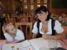 Katrin und Birgit im Restaurant Reisinger