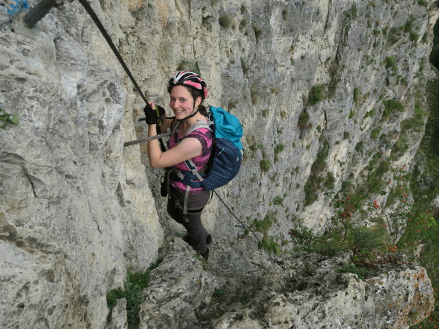 Pittentaler Klettersteig: Sabine in der zweiten Querung