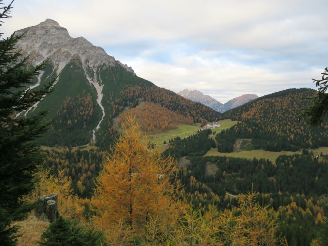 Serles und Maria Waldrast vom Götterblick aus (29. Okt.)