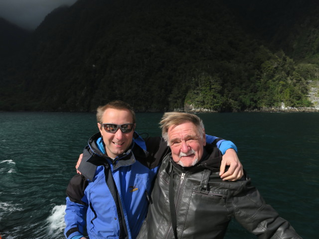 Papa und ich am Milford Sound (19. Nov.)