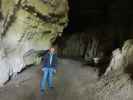 Papa in der Box Canyon Cave im Kahurangi National Park (24. Nov.)