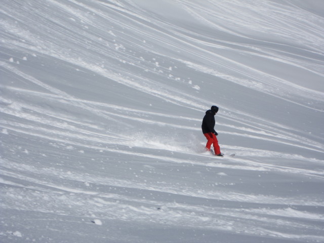 Markus neben der Piste 10