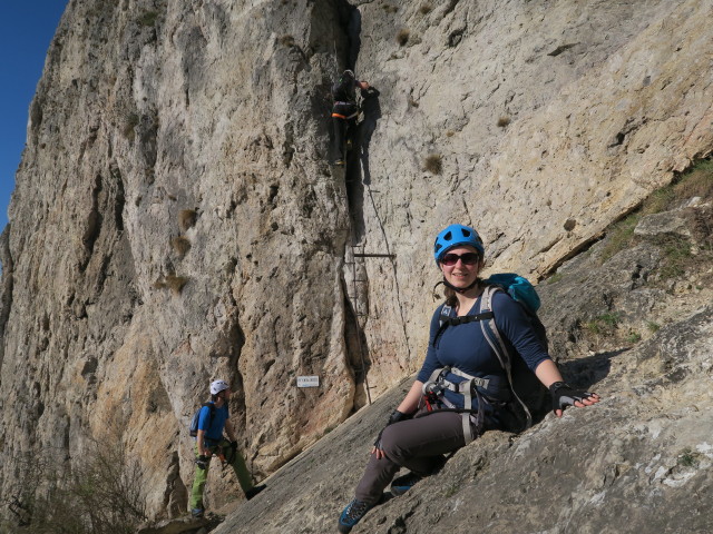 Pittentaler Klettersteig: Sabine beim Einstieg