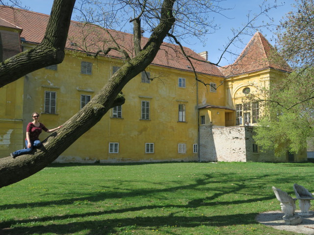 Sabine im Schlosspark