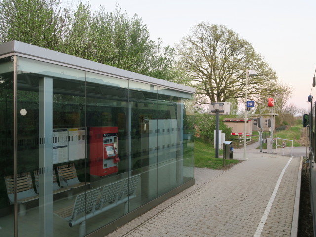 Haltestelle Siebenhirten N&Ouml;, 241 m