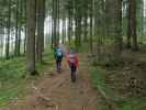 Sabine und Hannelore am Weg 740 zwischen Eibeggsattel und Ederkogel