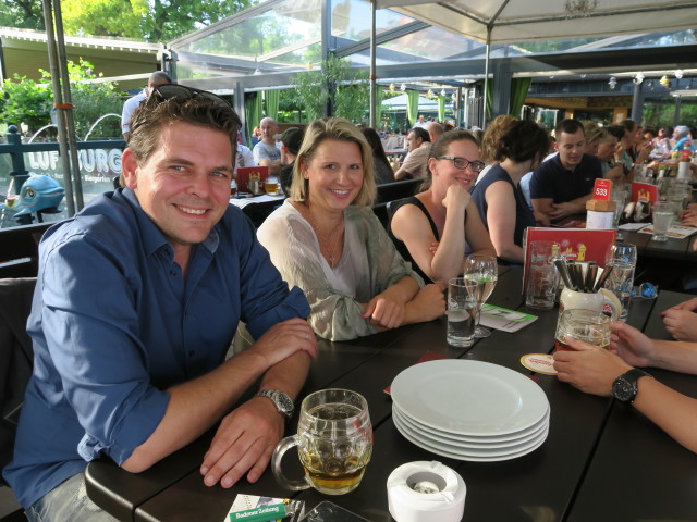 ;Florian, Bettina und ? in Kolariks Luftburg