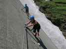 Klettersteig 'MoBo 107': Hans und Christina zwischen Flying Fox und erstem Steigbaum