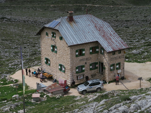 Seekofelhütte, 2.327 m (16. Juni)