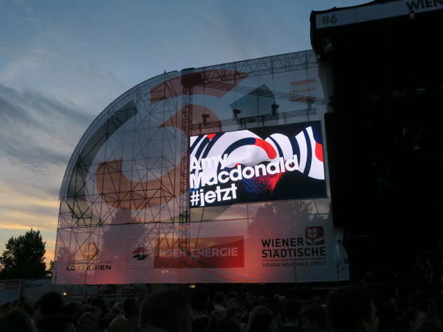 Amy Macdonald auf der Festb&uuml;hne (23. Juni)