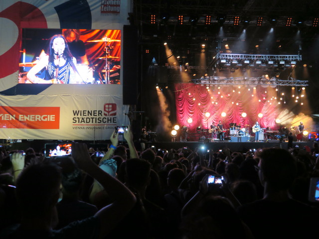 Amy Macdonald auf der Festb&uuml;hne (23. Juni)