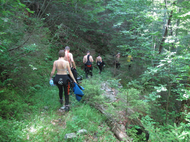 Sonja, Frank, Helmut, Larissa, Josef und Helmut zwischen Ebenberg und Ochsenschlucht