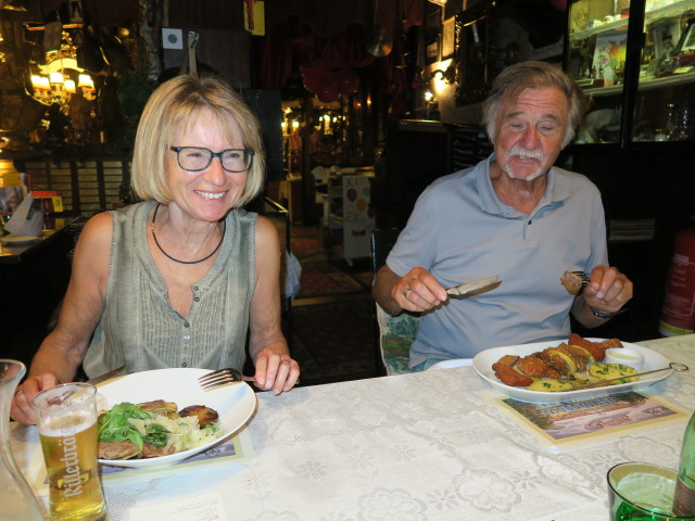 Mama und Papa im Marchfelderhof