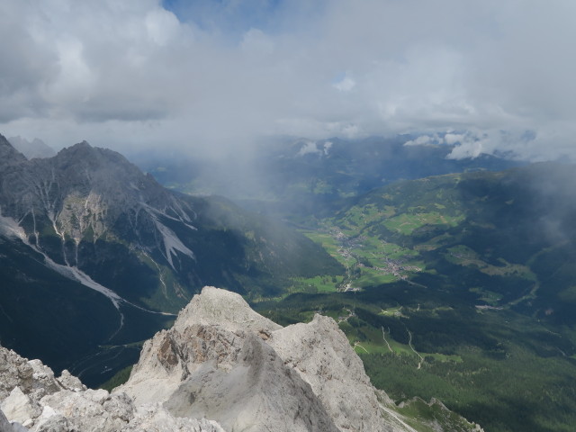 vom Nordostgipfel der Sextener Rotwand Richtung Nordwesten (15. Juli)