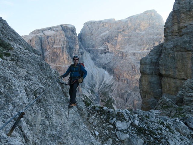 Via Ferrata Severino Casara: Ronald im Einstieg (16. Juli)