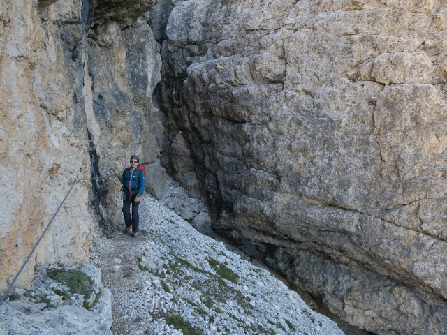 Via Ferrata Severino Casara: Ronald zwischen Kriechband und Hängebrücke (16. Juli)