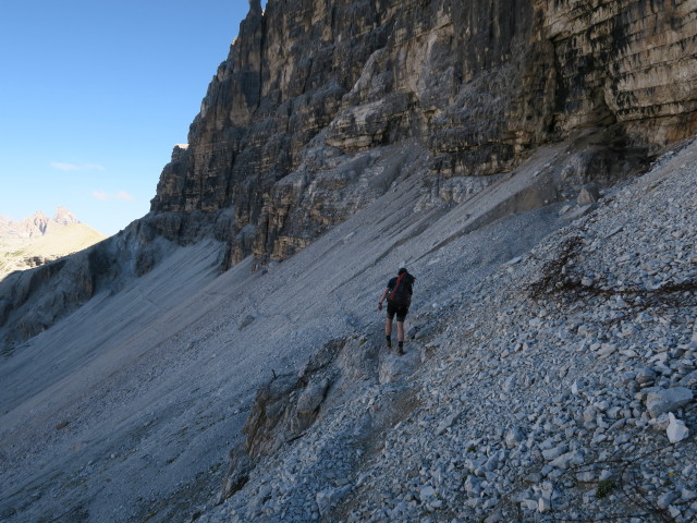 Ronald am Weg 107 zwischen Forcella de l'Agnel und Zwölferscharte (16. Juli)
