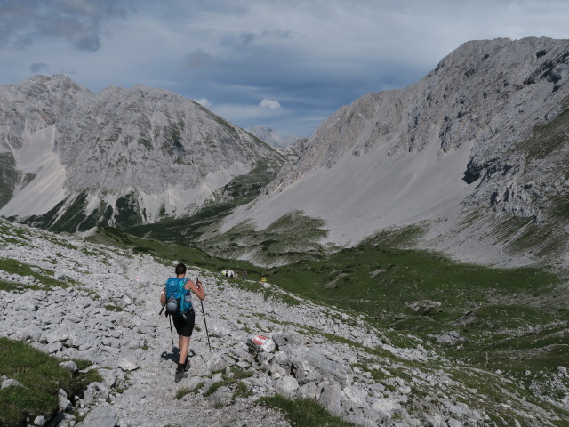Larissa am Goetheweg zwischen Mandlscharte und Arzler Scharte (29. Juli)