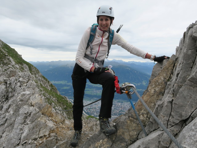 Innsbrucker Klettersteig: Larissa zwischen &Ouml;stlicher Kaminspitze und Mittlerer Kaminspitze (30. Juli)