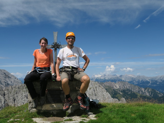 Larissa und ich auf der &Ouml;stlichen Sattelspitze, 2.369 m (30. Juli)