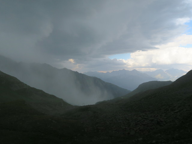 von der Chemnitzer Hütte Richtung Osten (4. Aug.)