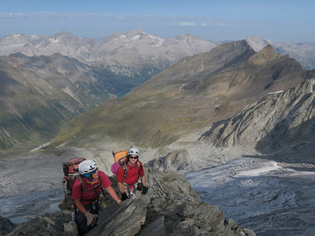 Gudrun und Christoph zwischen Schlegeiskees und Furtschaglkees (26. Aug.)
