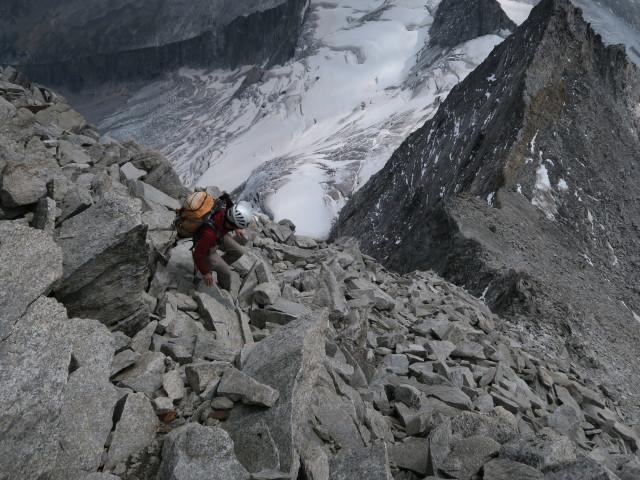 Christoph zwischen Gro&szlig;em M&ouml;seler und &Ouml;stlichem Neveser Ferner (26. Aug.)