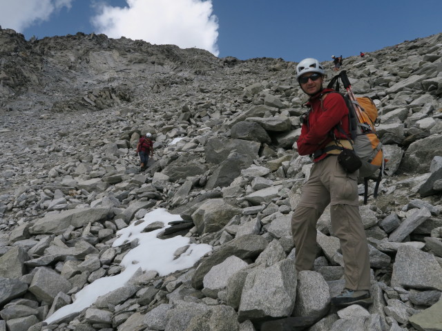 Gudrun und Christoph zwischen Gro&szlig;em M&ouml;seler und &Ouml;stlichem Neveser Ferner (26. Aug.)