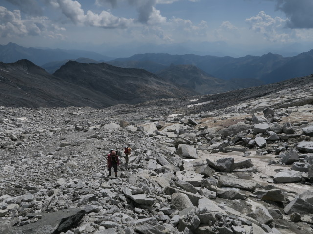 Gudrun und Christoph am &Ouml;stlichen Neveser Ferner (26. Aug.)