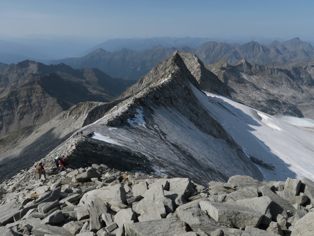 Christoph und Gudrun zwischen Hohem Wei&szlig;zint und Wei&szlig;zintferner (27. Aug.)